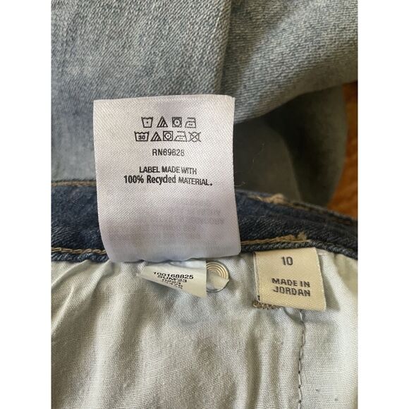 Style & Co Bermuda Jean Shorts Size 10 Blue Denim Fringe Hem Embroidered Trim - Picture 7 of 8